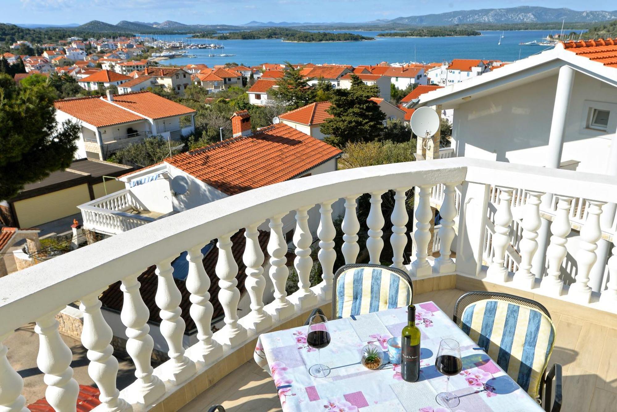 Apartments Goranka Murter Exterior foto