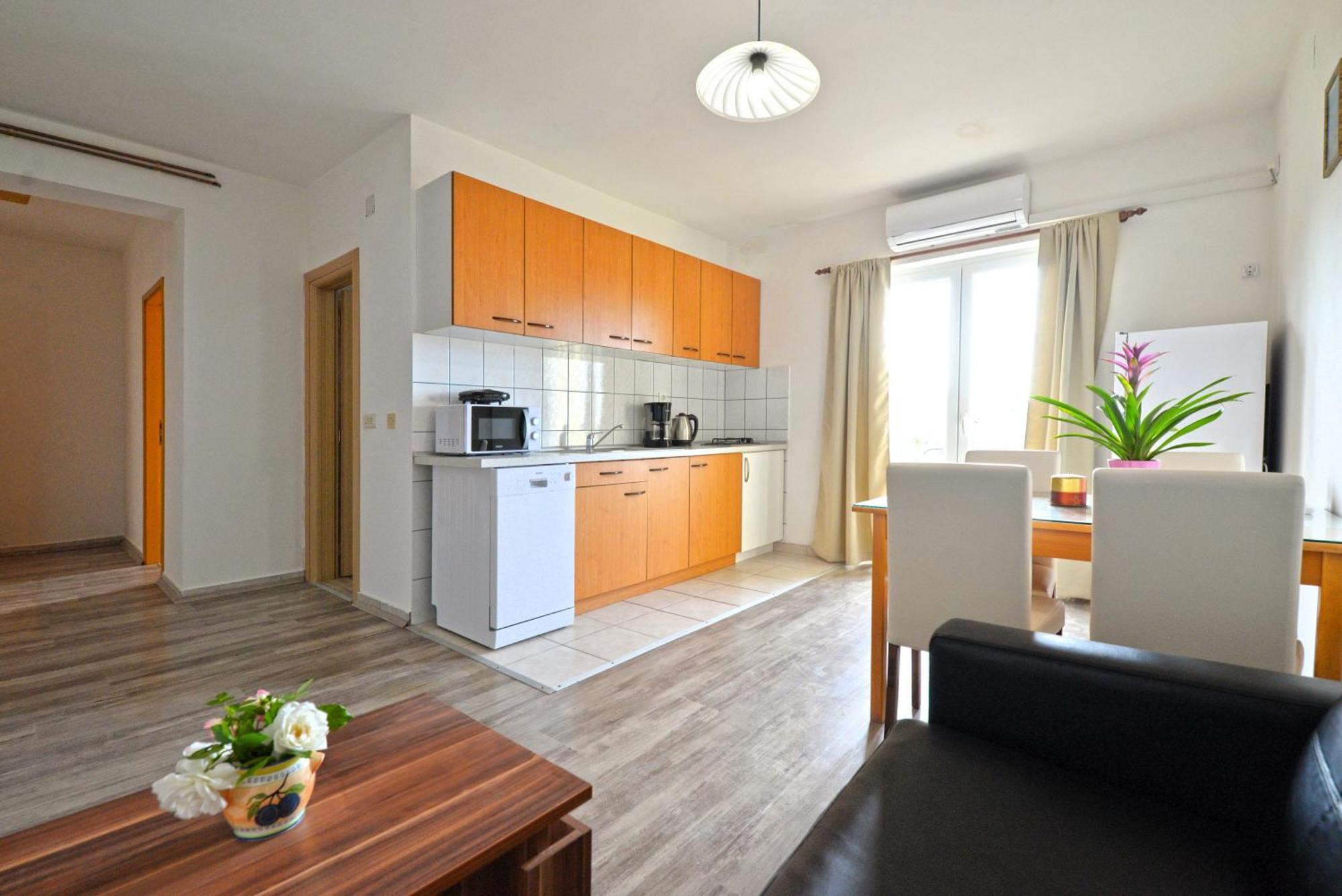 Apartments Goranka Murter Exterior foto